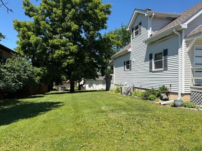 Photo - 700 McCarthy St