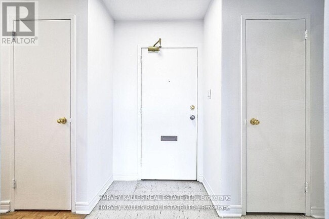 Photo - 2000 Sheppard Ave W Unit 306