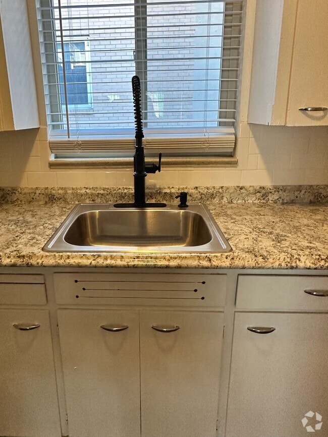 Building Photo - 2376 E Iliff Ave Unit 2376 E Iliff Ave  202 Rental
