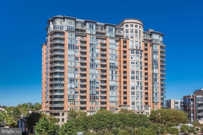 Building Photo - 8220 Crestwood Heights Dr Unit 418 Rental