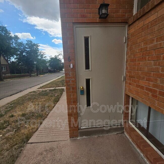 Photo - 700 W 1st Ave Unit Apt. 6
