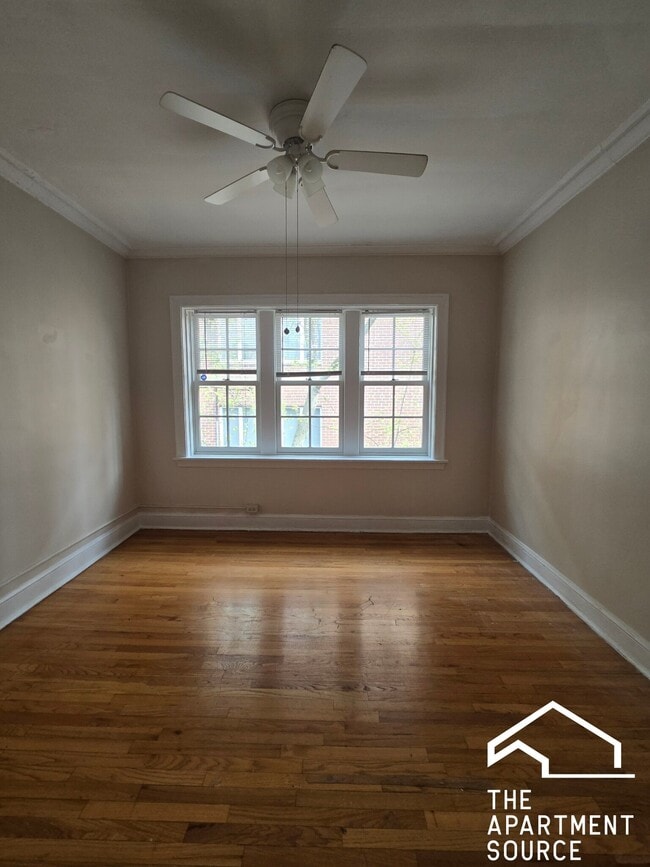 Photo - 1456 Oak Ave Unit 3N