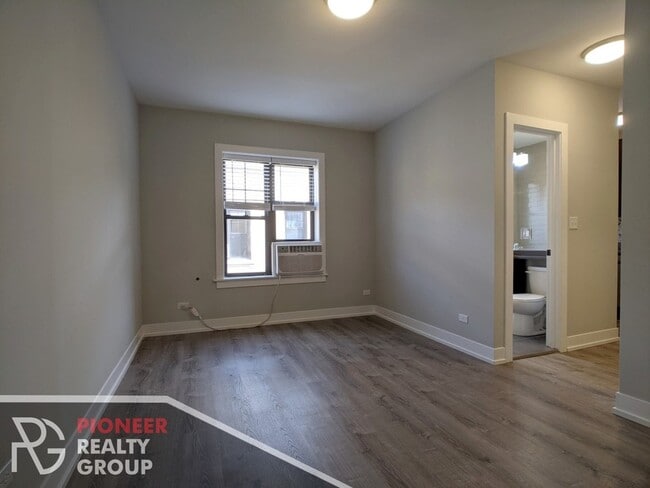 419 W Belden Ave Unit 3