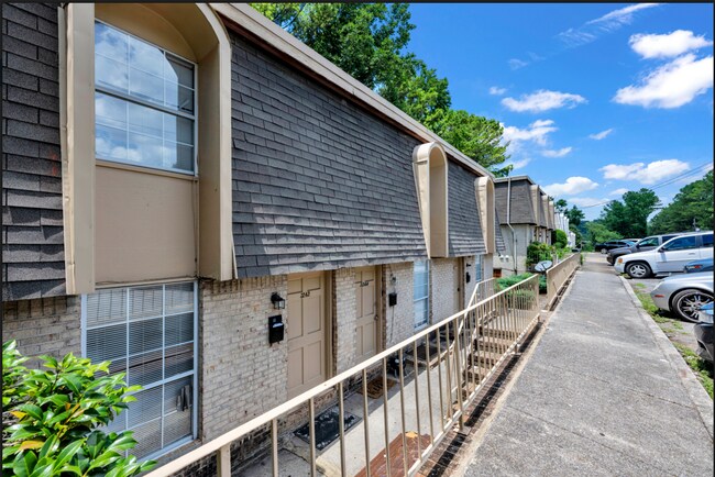 Photo - 3244 Warringwood Dr