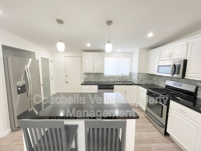 Building Photo - 73165 Tumbleweed Ln