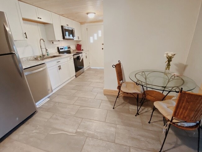 Photo - 151 Sunnyside Dr