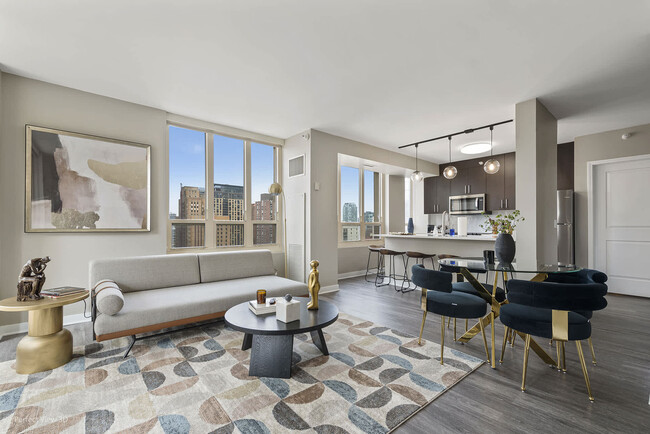 Building Photo - 45 E Chicago Ave Rental