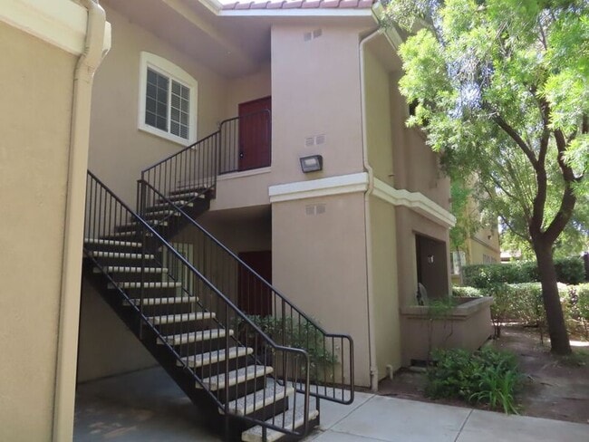 Photo - 41410 Juniper St Unidad #4-24