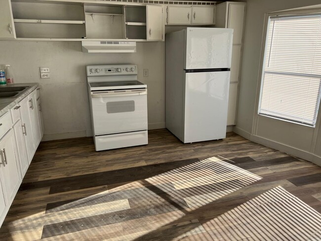 Photo - 5811 N Fuchsia St