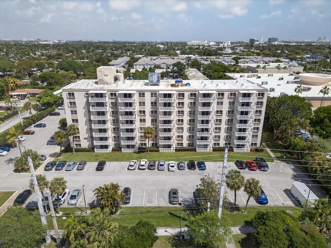 Photo - 1831 NE 38th St Unit 108