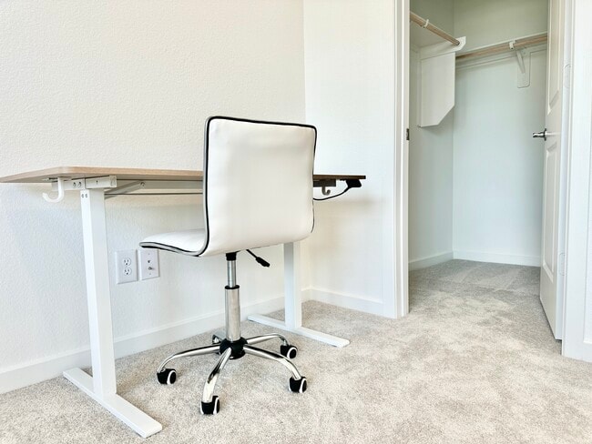 Photo - 7734 Primrose Myrtle Ln