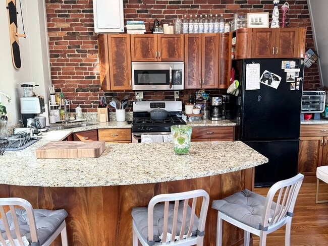 Photo - 172 Bunker Hill St Unidad 2