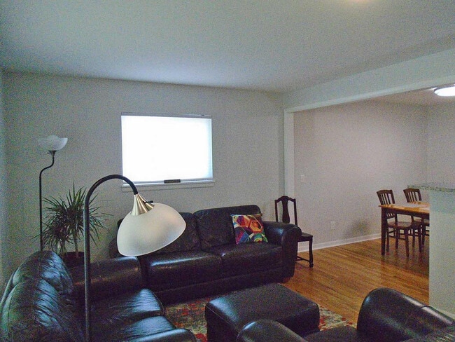 Photo - 616 Leona Dr