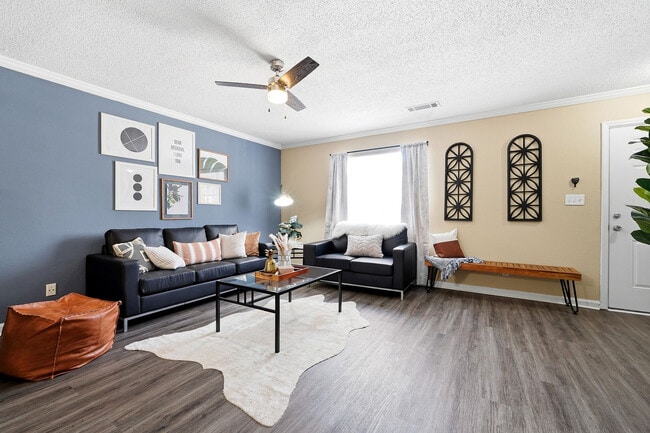 Building Photo - Polo Club Athens