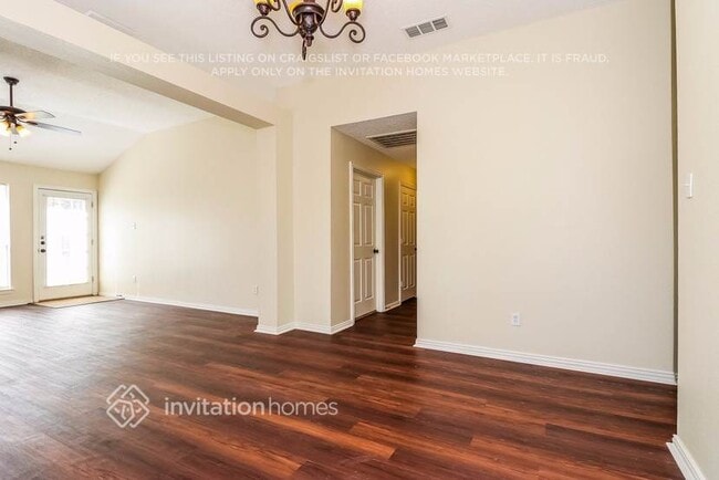 Photo - 1044 Waterview Dr