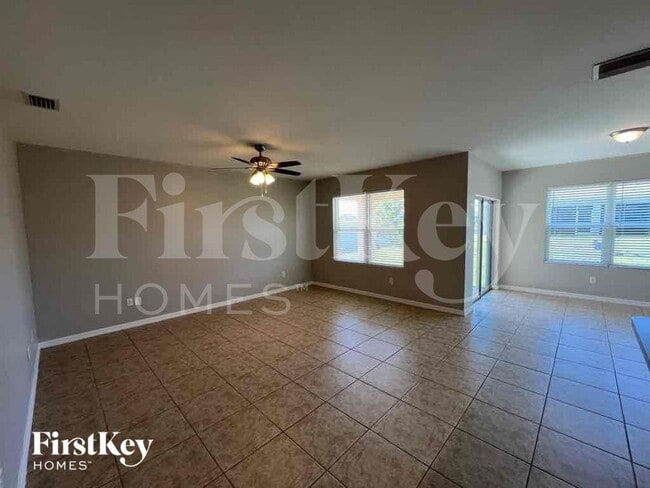 Photo - 9297 Kinghill St