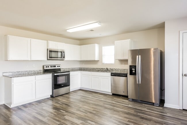 Photo - 541 Springtime Ln