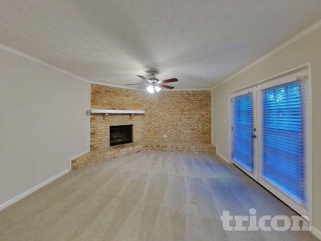 Photo - 30 Carriage Cir