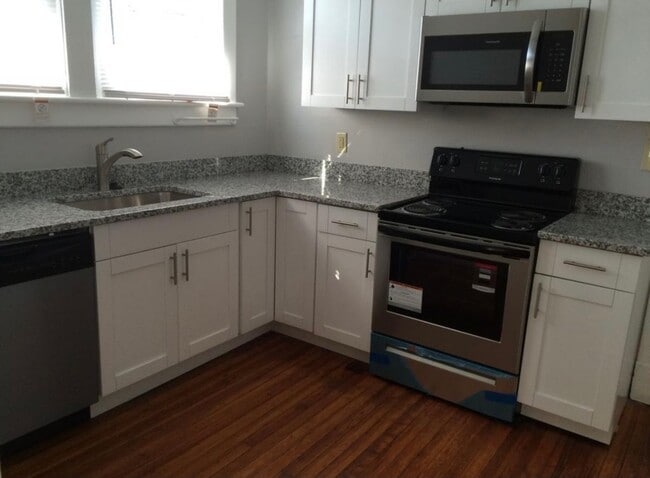 Photo - 1610 Bellevue Ave