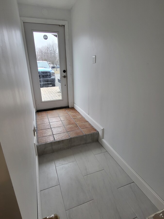 Entryway - 4515 Nesconset Hwy Unit 1