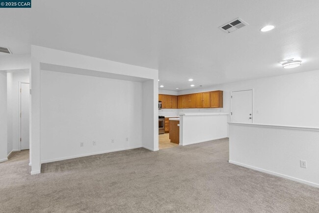 Photo - 3200 Puffin Cir