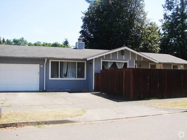 Building Photo - Wonderful 3 Bedroom 1 Bath home!!!