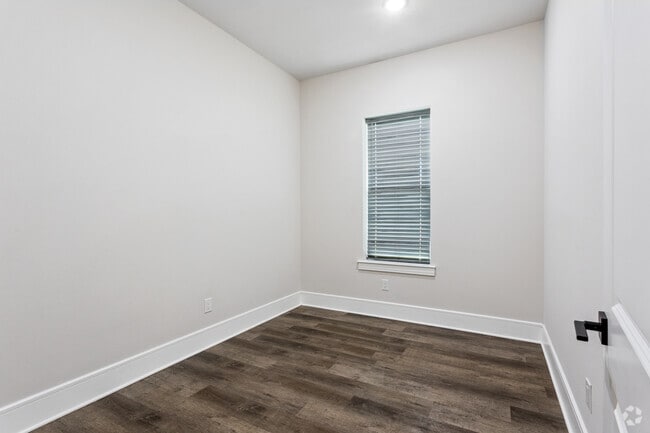 2BR, 2BA - 1,140SF - Second Bedroom
