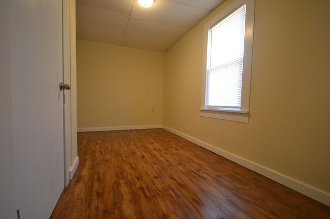Photo - 3 Bed 2 Bath Home in Bolivar! Call Quick!
