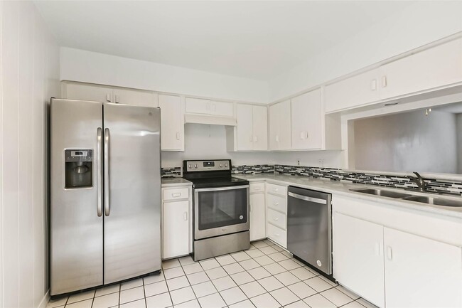 Photo - 815 S Ripple Creek Dr Unit 4