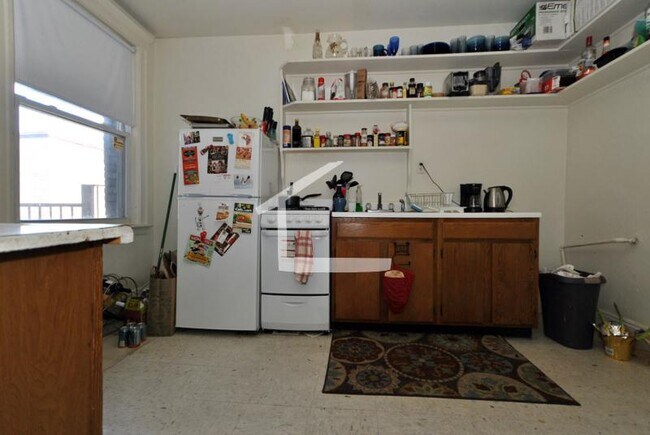 Building Photo - 1634 Commonwealth Ave Rental