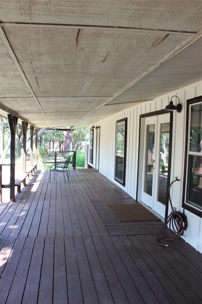Photo - 630 Hillsedge Rd