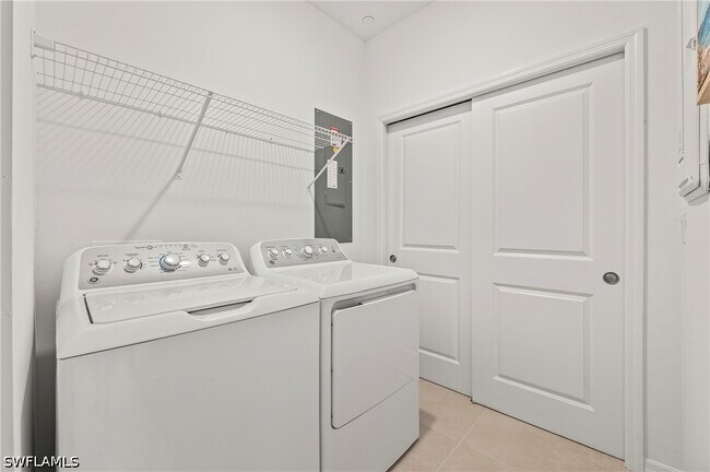 Photo - 11751 Venetian Lagoon Dr Unidad 104