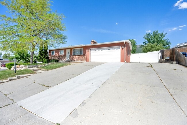 Photo - 9325 Quail Hollow Cir