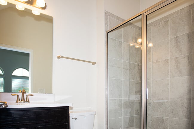 Photo - 1547 Bayfront Pk Aly