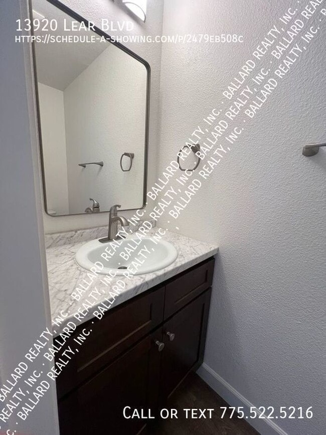 Photo - 13920 Lear Blvd