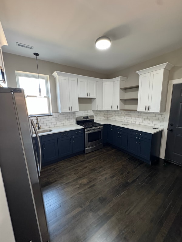 Photo - 4956 W Erie St