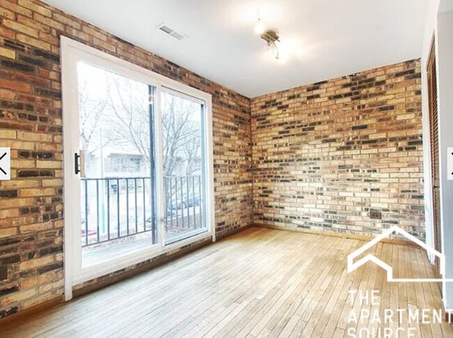 Photo - 1255 W Belden Ave Unit 1