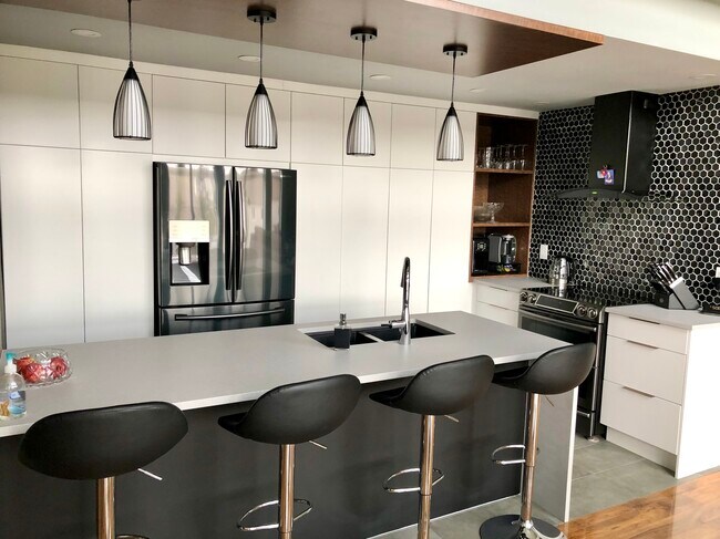 Photo - 260 Boul D'europe