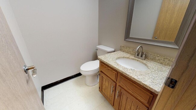 Photo - 230 Campus Ave