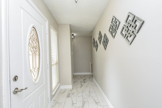 Photo - 8307 Stagewood Dr