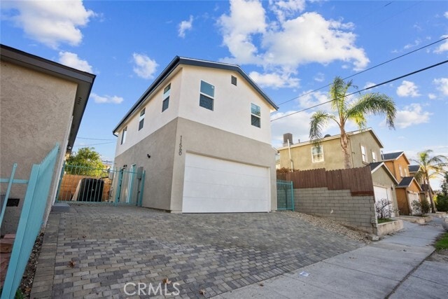 Building Photo - 11560 Archwood St Rental