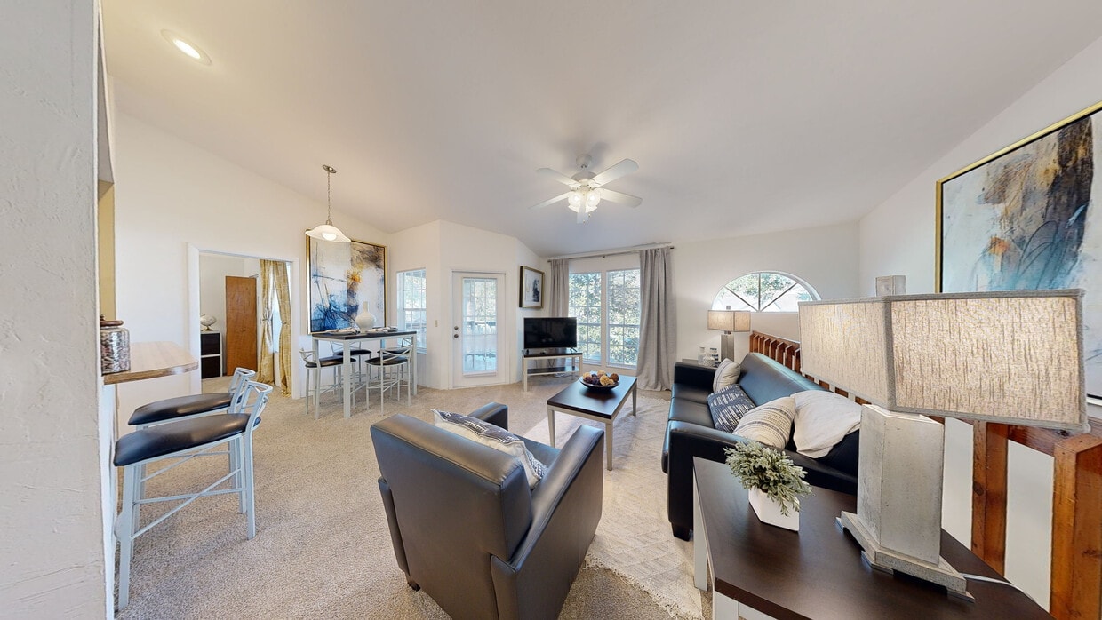 Photo - Spyglass Apartments