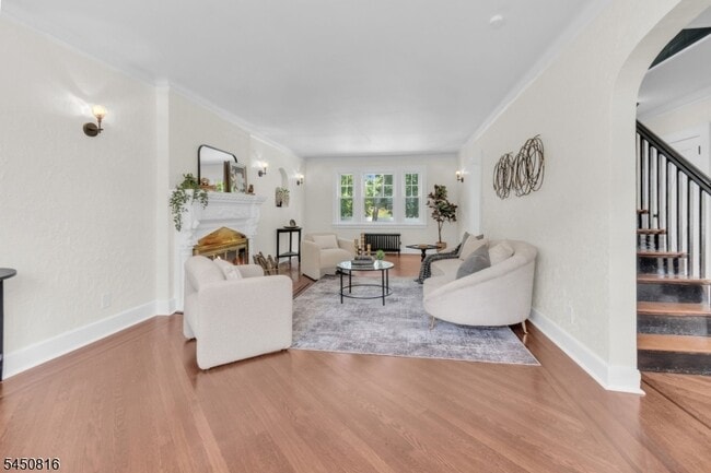 Photo - 153 Clairmont Terrace