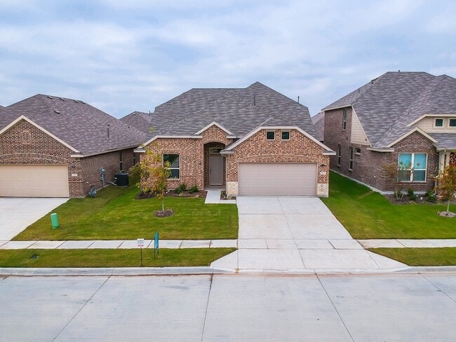 Building Photo - 7633 Spring Dr Rental