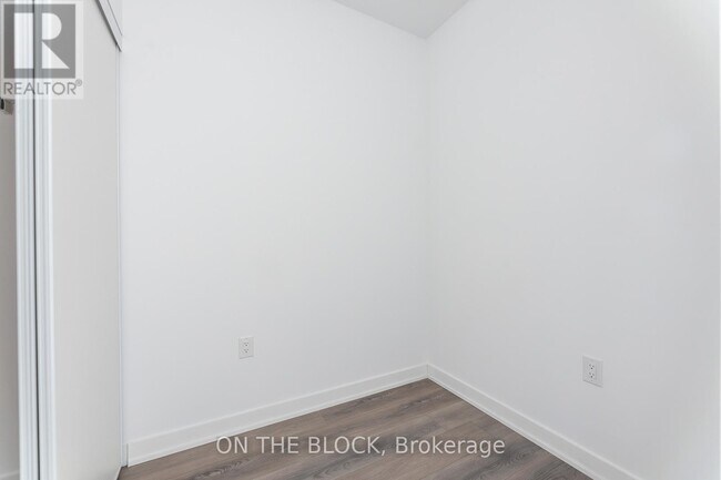 Photo - 7437 Kingston Rd Unit 314