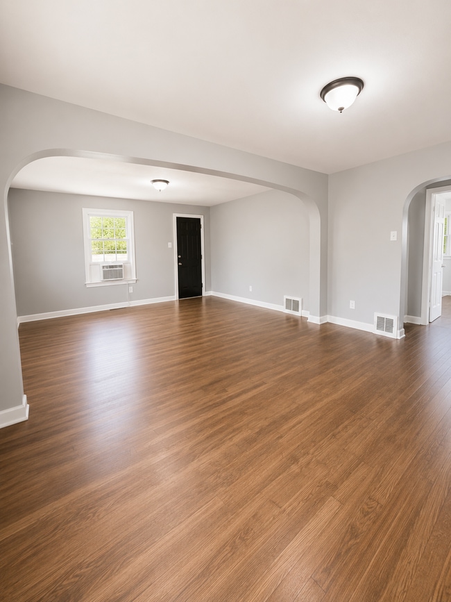 Photo - 7131 Garesche Ave