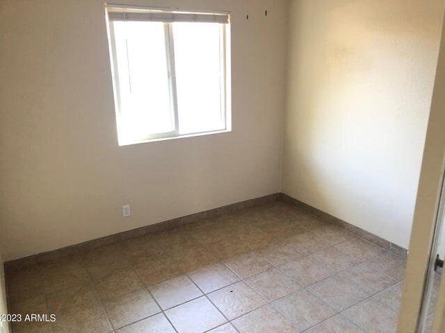305 N 93rd St Unit 4