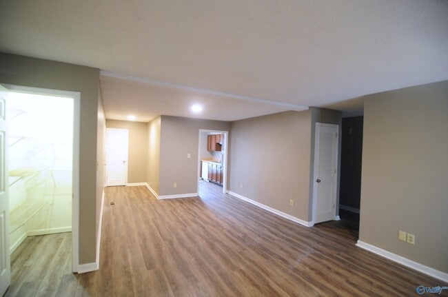 Photo - 2606 Wynterhall Rd SE Unit A