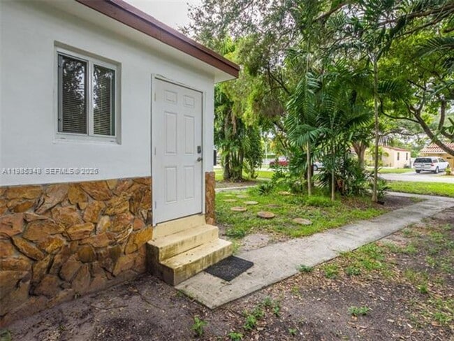 Photo - 6300 NW 41st St