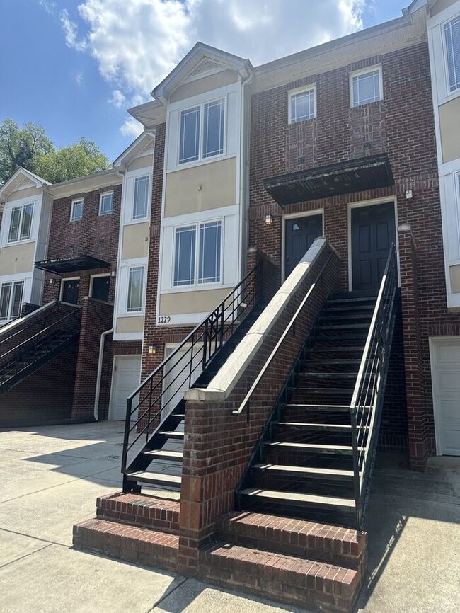 Photo - Stunning Elegance in Woodlawn at Preston